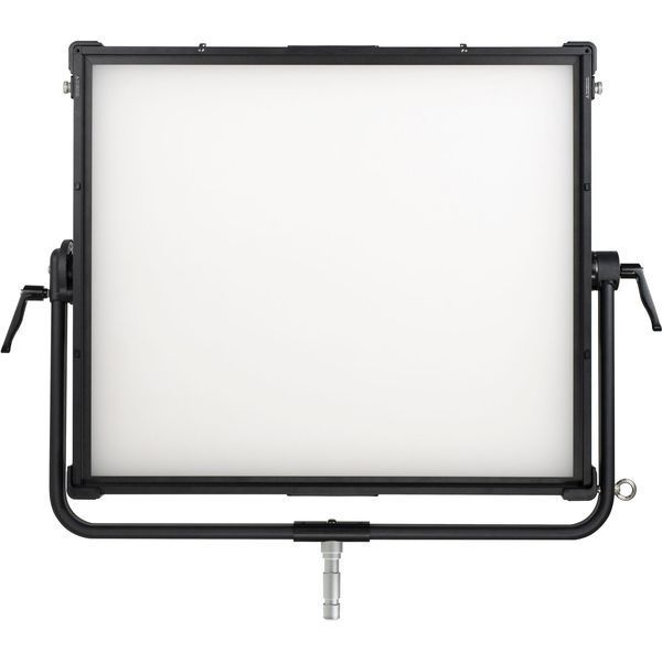 LED-панель NANLUX DYNO 650C RGBWW Soft Panel Light with Flight case Dyno 650C 1KIT-FT фото